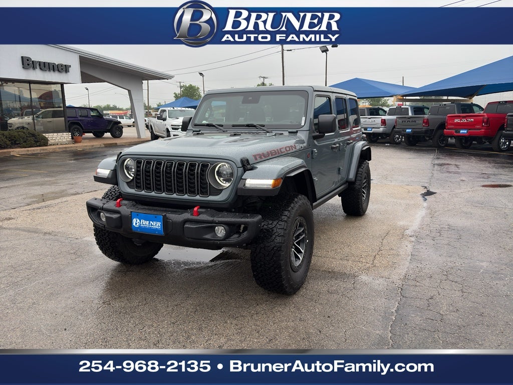 2025 Jeep Wrangler WRANGLER 4-DOOR RUBICON X in Anvil Clear-Coat Exterior Paint — front three-quarter view