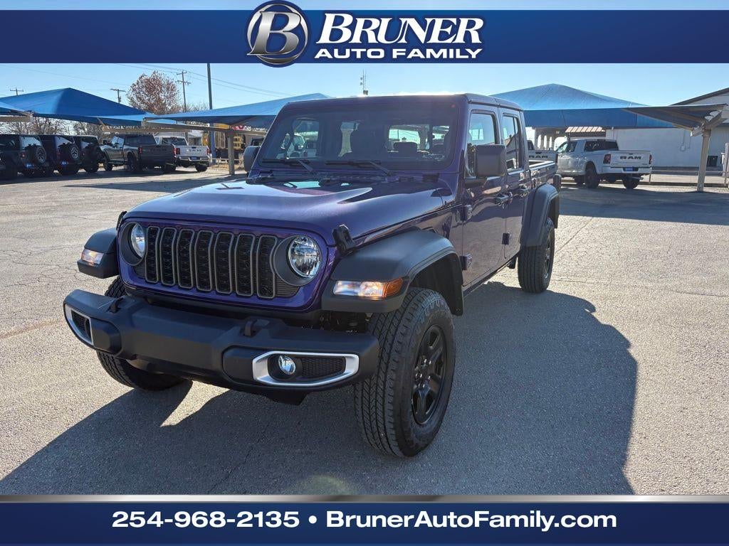 2026 Jeep Gladiator GLADIATOR SPORT 4X4 in Reign Exterior Paint — front three-quarter view